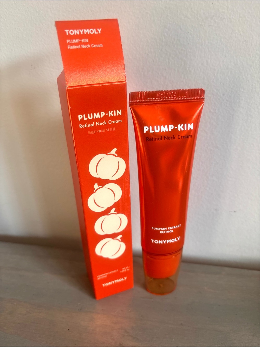 TonyMoly Plump-Kin Retinol Neck Cream 1.69oz NIB- Exp 6/1/27